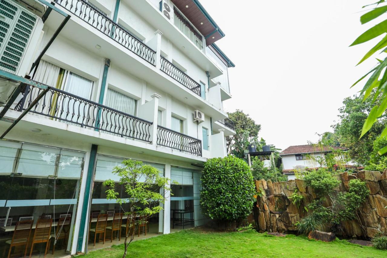 Hotel Ganthera Kandy Exterior foto